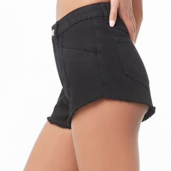 Frayed Hem denim cut shorts NWT - Picture 3 of 4